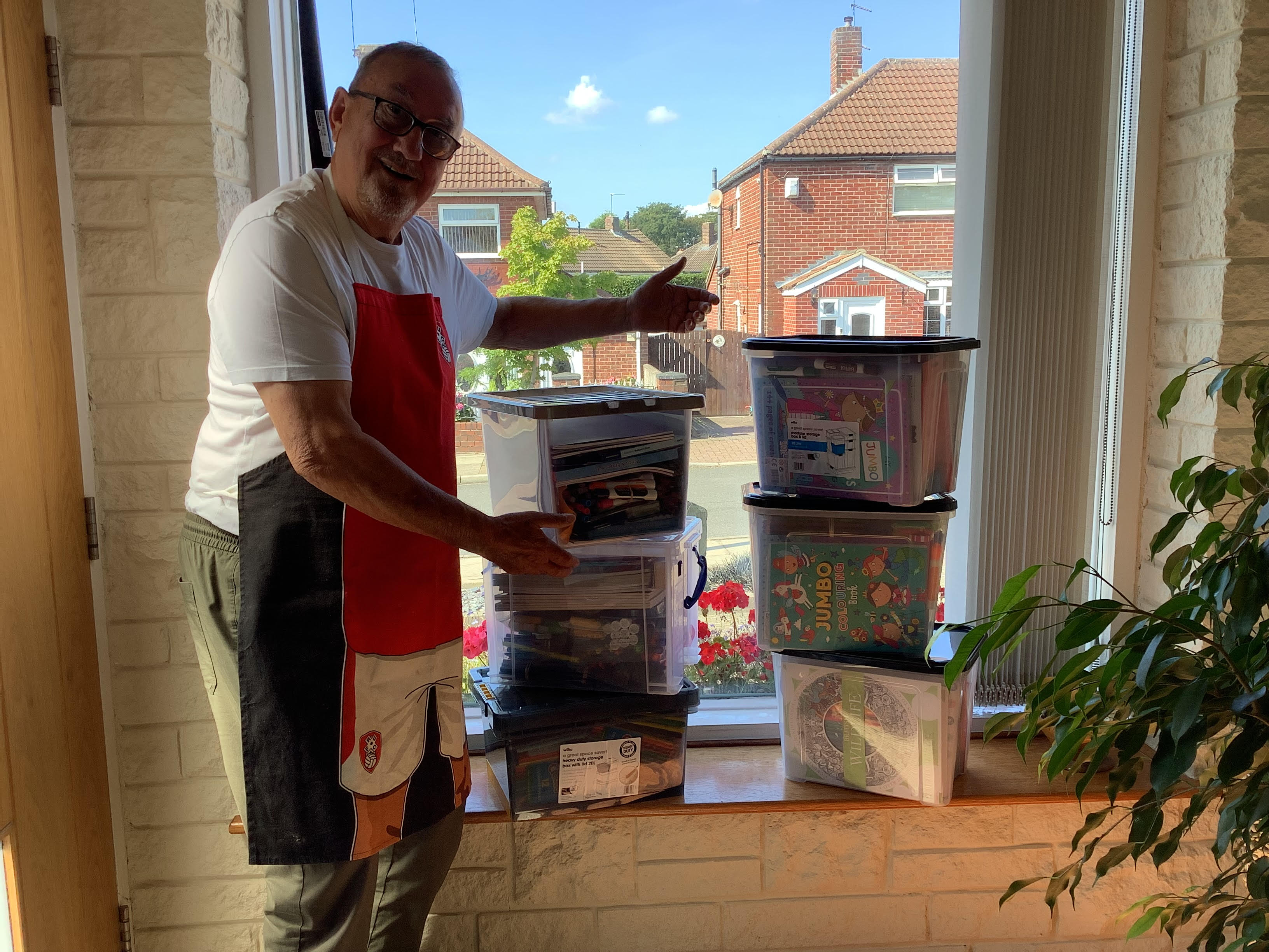 President Peter with Kids' stuff for Ukraine